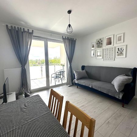 Sdh 1 Radzymin Comfortable Apartment Near Warsaw Eksteriør billede