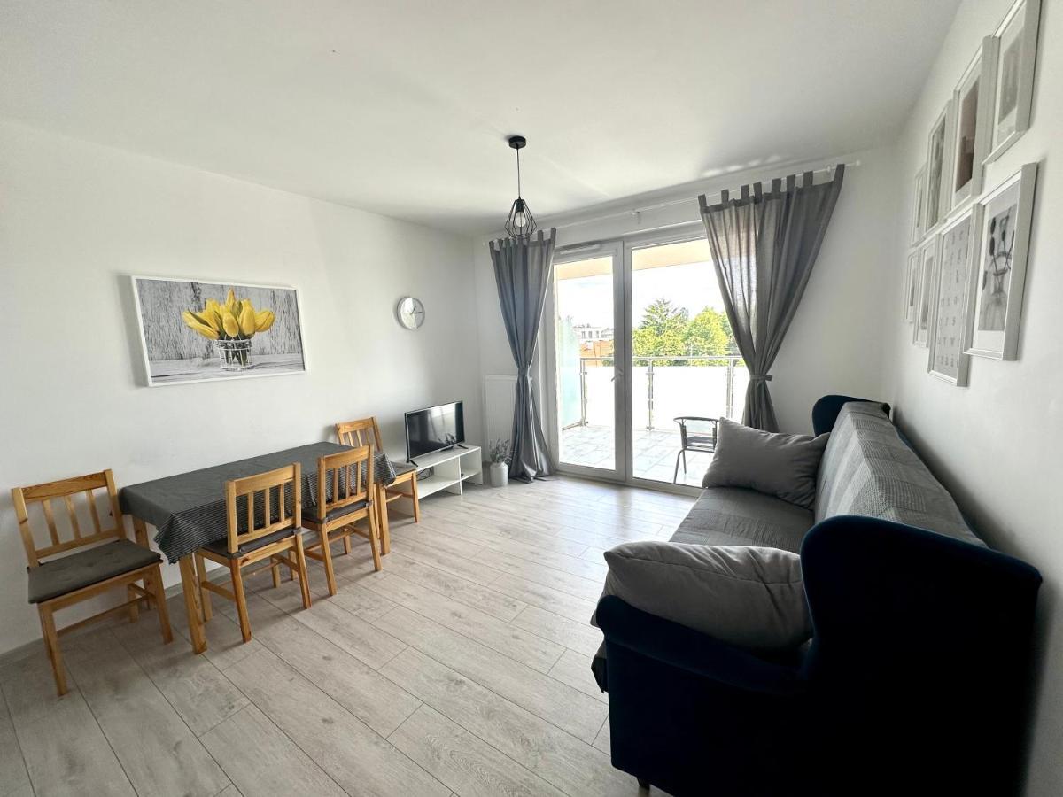 Sdh 1 Radzymin Comfortable Apartment Near Warsaw Eksteriør billede